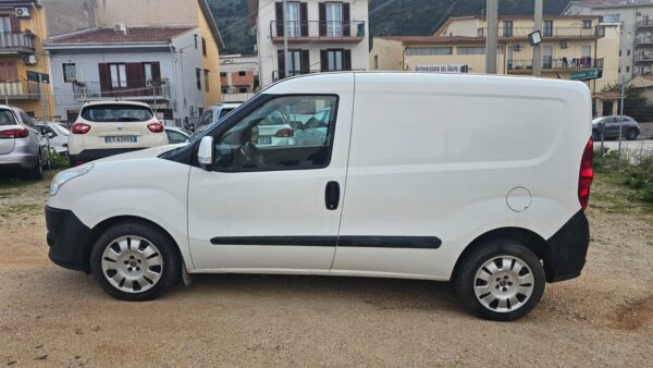 FIAT DOBLO’ CARGO 1.6 MULTIJET 16V 105CV SX 2014 FURGONE E5 EW212NP  € 5.000,00+IVA - immagine 9