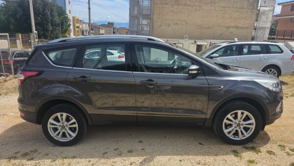 FORD KUGA 2.0 TDCI 150CV  5P SUV  2018 PSHIFT SeS AWD BUSINESS E6  CAMBIO AUTOMATICO  € 15.000,00 - immagine 2