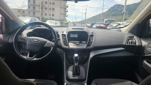FORD KUGA 2.0 TDCI 150CV  5P SUV  2018 PSHIFT SeS AWD BUSINESS E6  CAMBIO AUTOMATICO  € 15.000,00 - immagine 8