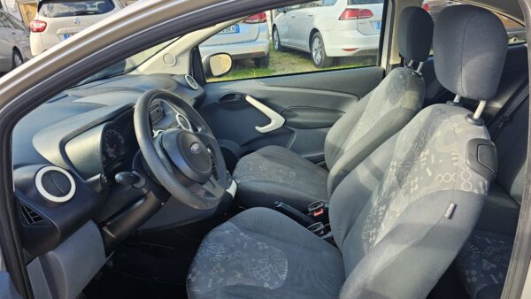 FORD KA 1.3 TDCi  2011  PLUS   € 4.000,00 - immagine 4