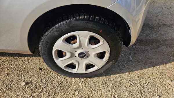 FORD KA 1.3 TDCi  2011  PLUS   € 4.000,00 - immagine 14