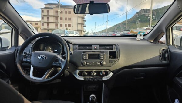 KIA RIO 1.1 CRDi  75 CV  ACTIVE 2013 E5 € 5.500,00 - immagine 7
