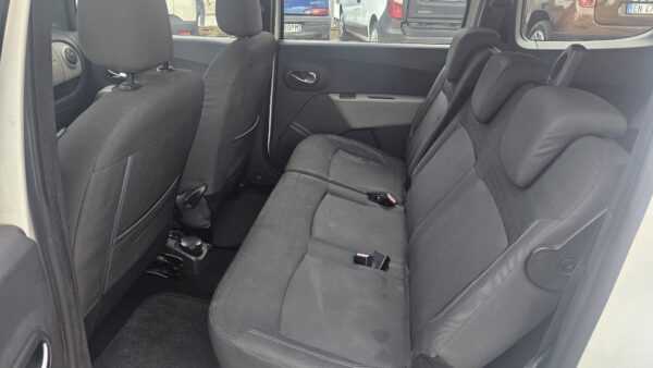 Dacia Lodgy 1.5 dCi  107 CV  2014 Laureate E5 7 POSTI € 7.500,00 - immagine 11