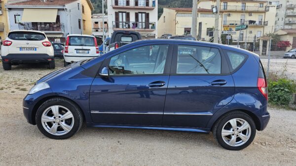 Mercedes Klasse A 180 CDI  110 CV  2010 Avantgarde CAMBIO AUTOMATICO E5 € 5.500,00 - immagine 14