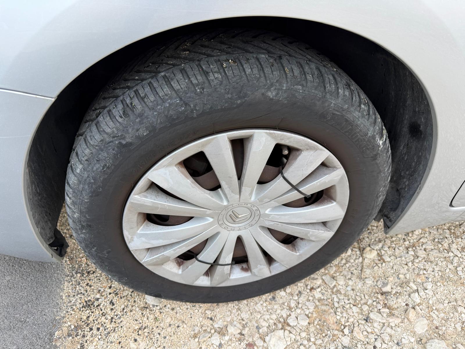 CITROEN C4 1.6 DIESEL 80.00 KW ANNO 2007 KM 309.000 CAMBIO AUTOMATICO € 1000.00 ⚠️ DIFETTO ALLA CENTRALINA DEL CAMBIO - immagine 8